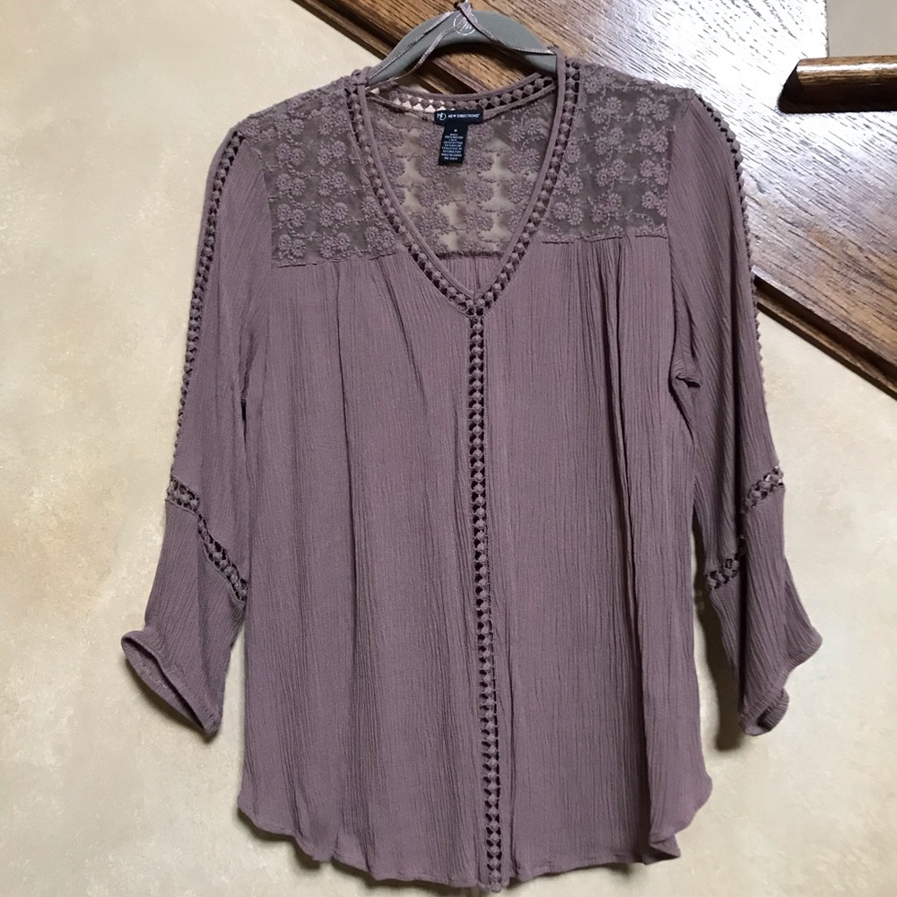 Lace detailed New Direction Top